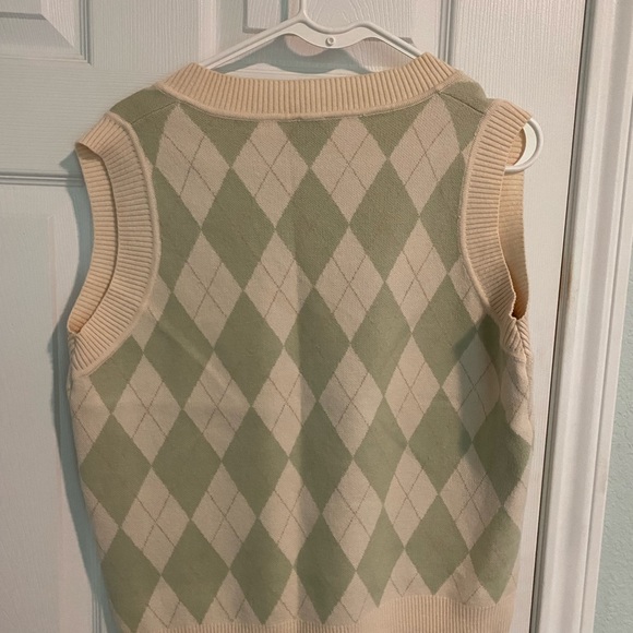 Princess Polly Sweater Vest - Picture 3 of 3